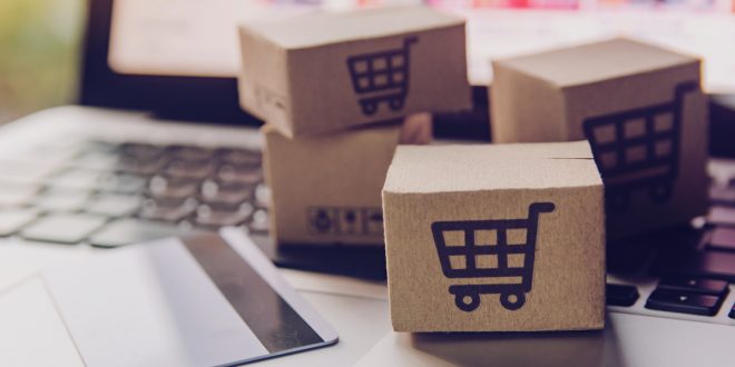 Advantages and Disadvantages of Online Shopping - Spoolah