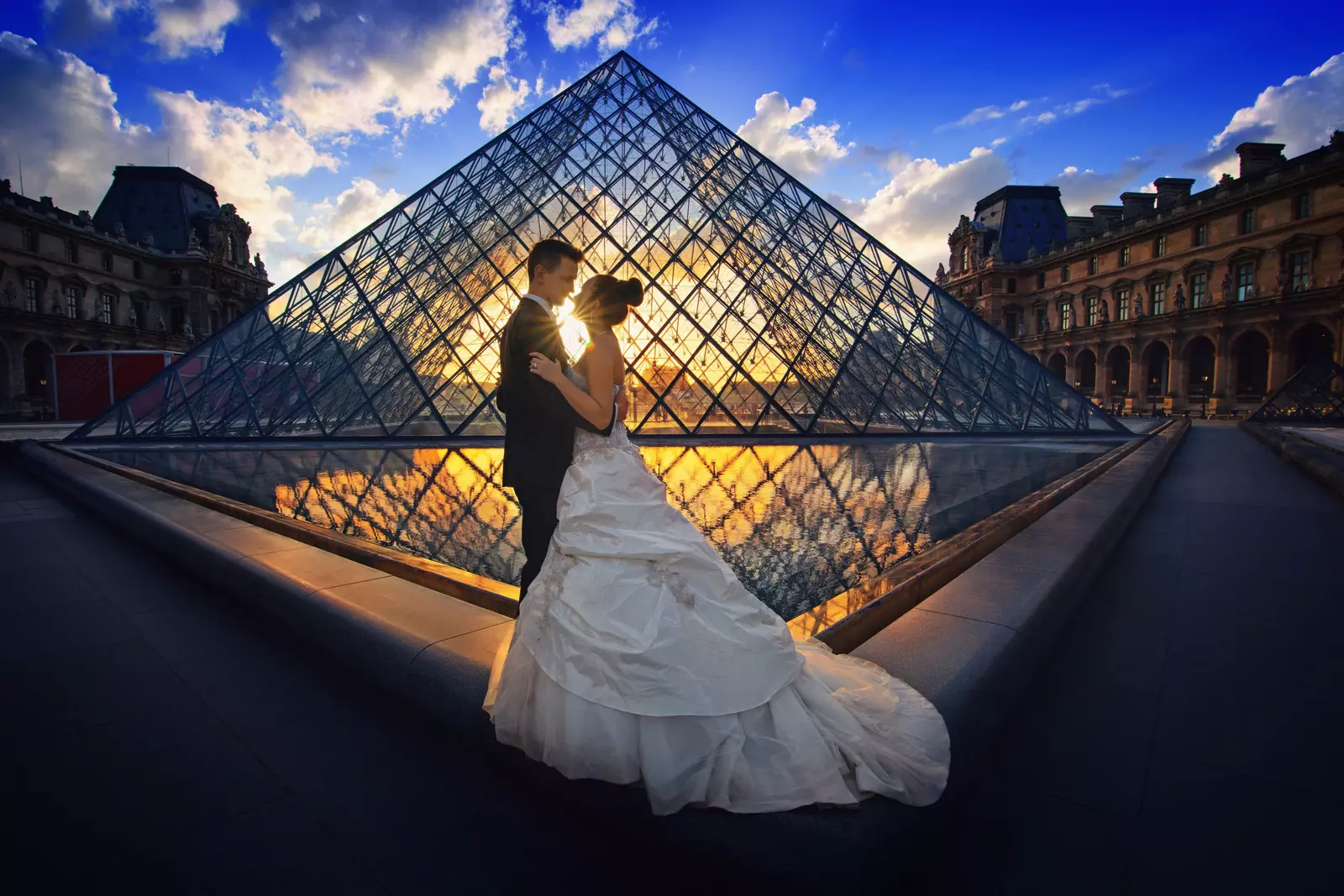 Best honeymoon destinations, just married couple in Paris