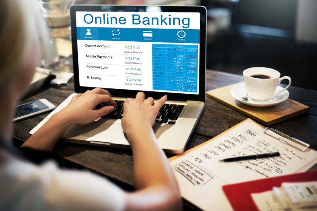 Individual checking online banking account and budgeting