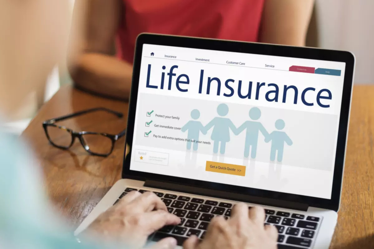 Individual signing up for life insurance policy online